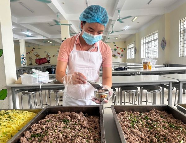 Hà Nội thành lập 4 đoàn kiểm tra liên ngành về tổ chức bữa ăn bán trú