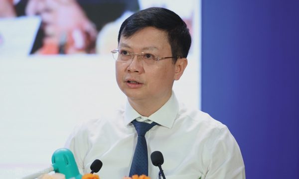 Hà Nội tiến tới xét tuyển lớp 10