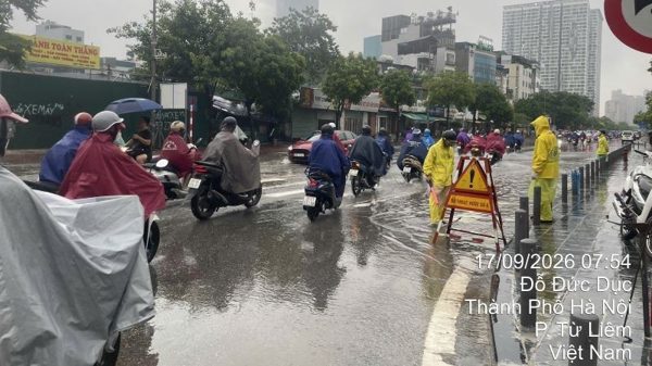 Hà Nội vận hành toàn bộ hệ thống chống úng ngập để tiêu thoát nước sau 3 ngày mưa tầm tã