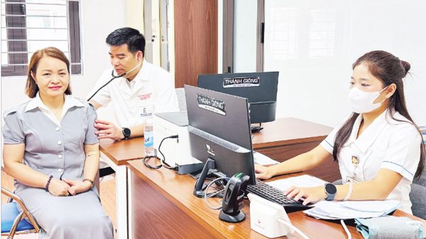 Hà Nội: Yêu cầu bảo đảm đầy đủ quyền lợi bảo hiểm y tế với người bệnh đủ điều kiện