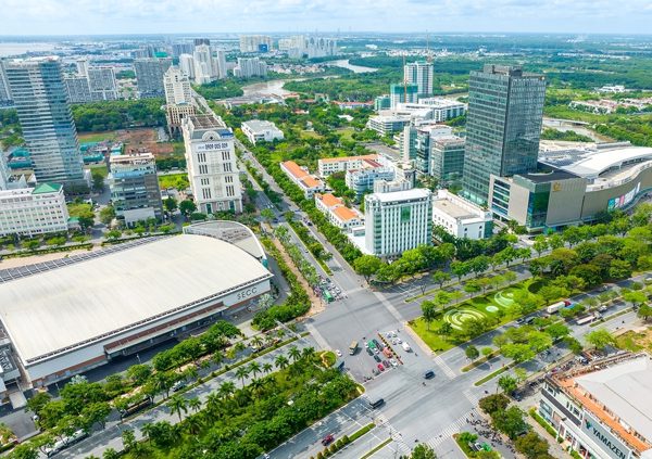 Hạ tầng dẫn lối, giá bất động sản ở 'khu nhà giàu' TP.HCM đang ra sao?