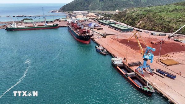 Hà Tĩnh: Sản lượng hàng hóa qua cảng biển tăng mạnh trong 9 tháng