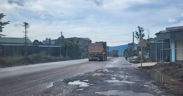Hà Tĩnh yêu cầu sửa chữa các tuyến đường xuống cấp ở Khu kinh tế Vũng Áng