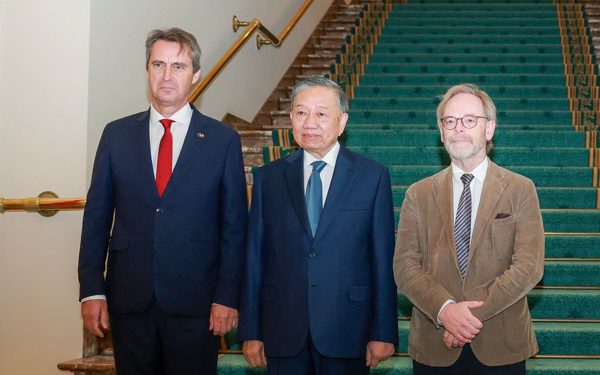 Hạ viện Bỉ bỏ phiếu trong đêm, phê chuẩn hiệp định với Việt Nam
