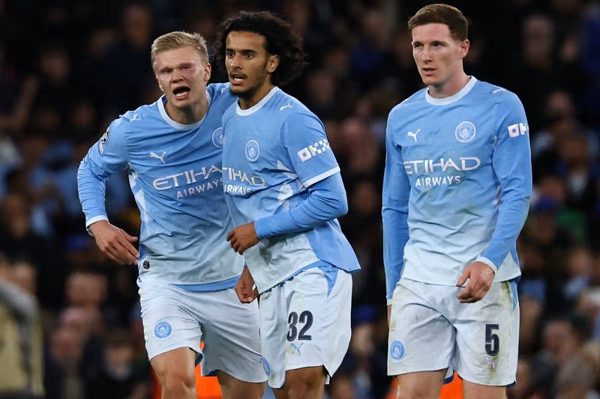 Haaland lập cú đúp, Man City vẫn thua khó tin khi đón tiếp PSG