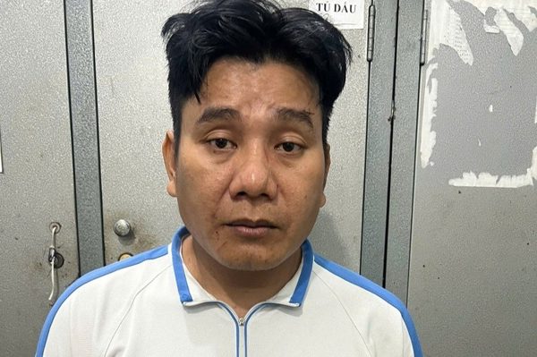 Hai anh em đi đánh ghen bị tình địch đâm thương vong