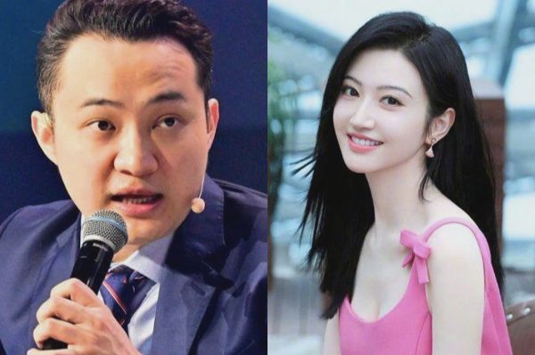 Hai bạn gái cũ nói gì về tỷ phú đang đòi Cảnh Điềm trả 4,5 triệu USD?