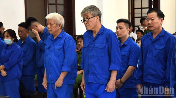 Hai cựu Viện trưởng Pháp y tâm thần Trung ương Biên Hòa cùng đồng phạm lĩnh án