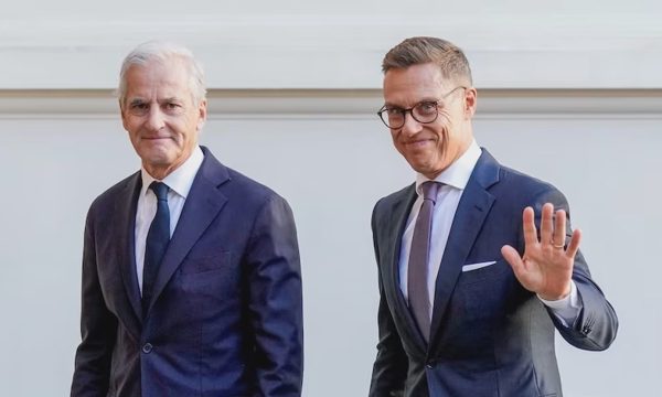Hai lãnh đạo Bắc Âu điện đàm với ông Putin về xung đột Ukraine