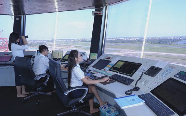 Hai máy bay phải chuyển hướng vì vật thể nghi drone gần sân bay Cát Bi