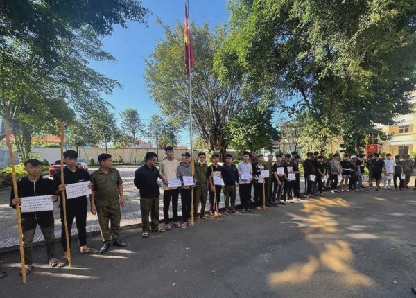 Hai người bị thương sau trận hỗn chiến của nhóm 'giang hồ nhí'