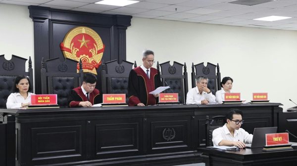 Hai "ông trùm" vụ 187.000 lon sữa giả lĩnh án 30 năm tù