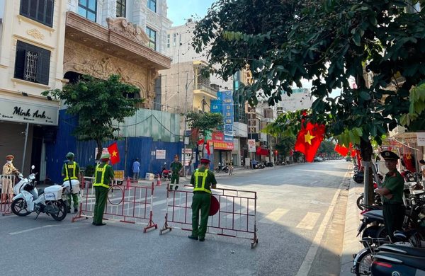 Hải Phòng cấm đoạn phố Cầu Đất để gỡ bom