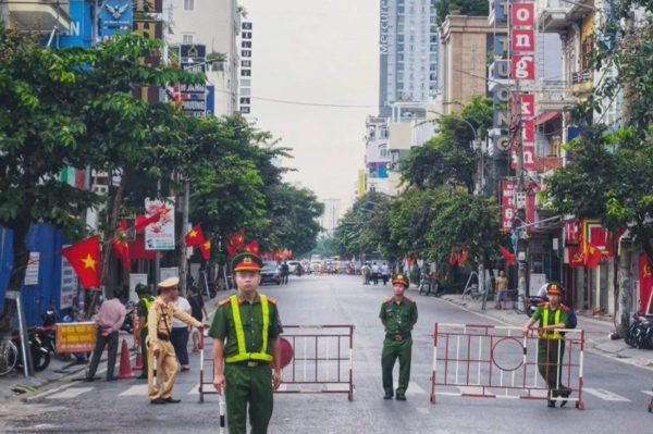 Hải Phòng cấm đường Cầu Đất để xử lý quả bom
