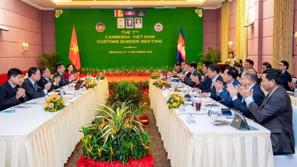 Hải quan Việt Nam-Campuchia tăng cường hợp tác điều tra, chống buôn lậu