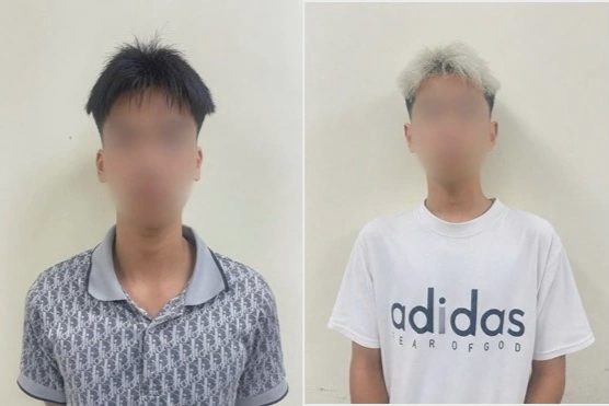 Hai thiếu niên cướp xe máy và điện thoại trong đêm