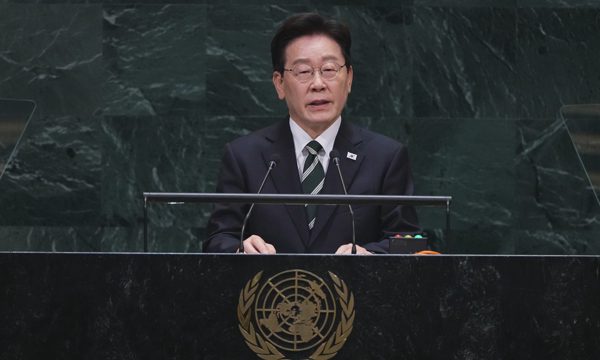 Hàn Quốc dọa hành động nếu Ukraine không xin lỗi vụ 'tù binh Triều Tiên'
