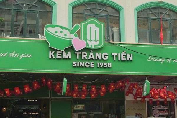 Hãng kem biểu tượng Hà Nội và hành trình gần 70 năm từ số 35 Tràng Tiền