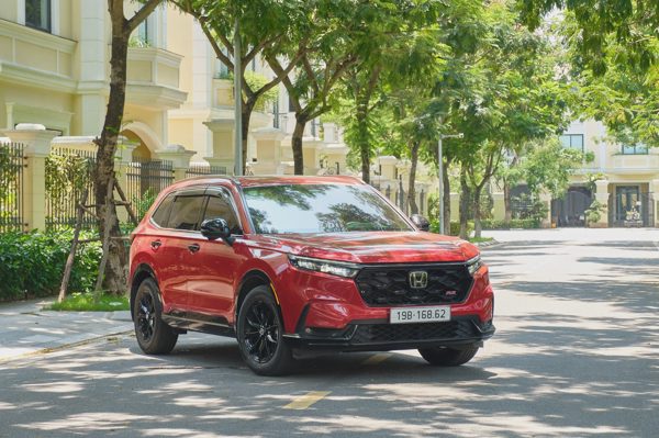 Hãng không ưu đãi, CR-V e:HEV RS vẫn được giảm tới 80 triệu đồng tại đại lý