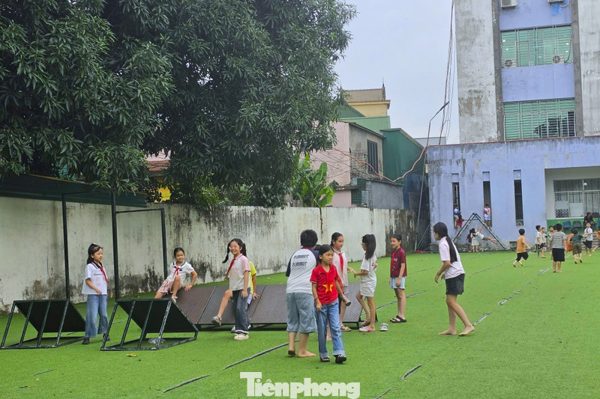 Hàng nghìn học sinh Nghệ An ‘mắc kẹt’ trong cảnh học thuê nhiều năm