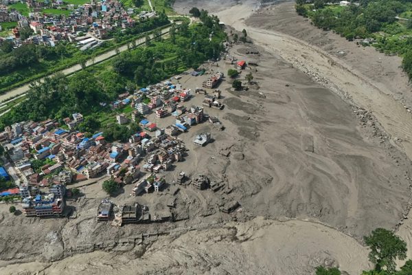 Hàng nghìn người mất tích sau lũ quét kinh hoàng ở Nepal đến từ quốc gia nào?