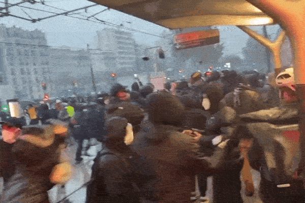 Hàng trăm nghìn người tham gia biểu tình trên khắp nước Pháp