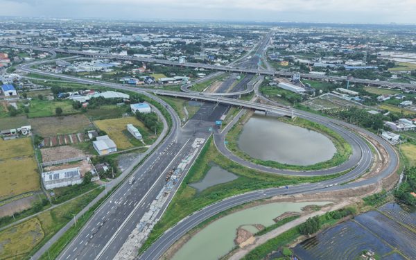 Hàng triệu người dân phía Nam rút ngắn thời gian đi lại ra sao khi có cao tốc Bến Lức - Long Thành?