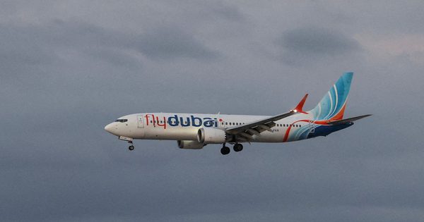 Hành khách trên chuyến bay flydubai kinh hoàng: 'Tôi chắc chắn rằng mình sắp chết'