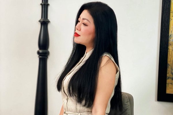 Hạnh phúc của Tiến sĩ Anh Thơ, Thanh Thanh Hiền﻿ trẻ đẹp tuổi U60