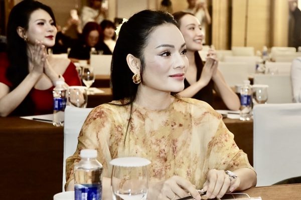 Hạnh phúc sau 21 năm thi Sao Mai trên VTV của PGS.TS.Tân Nhàn