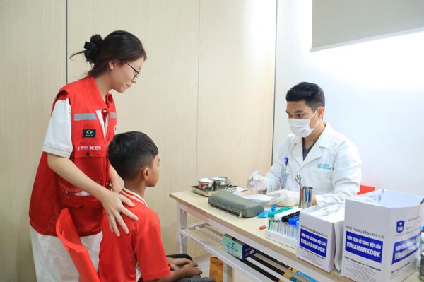Hành trình tìm 'nụ cười' cho những người mang dị tật bẩm sinh