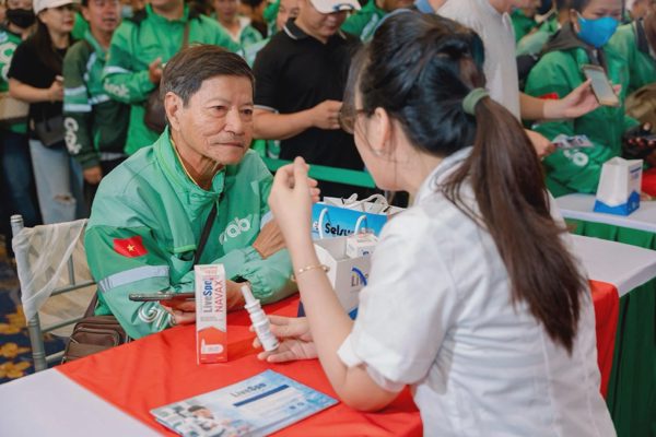 Hành trình “Trạm Êm Hô Hấp”: LiveSpo đồng hành chăm sóc tai mũi họng tài xế công nghệ