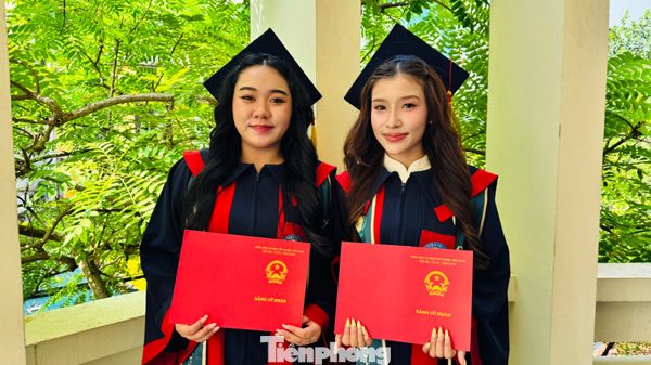 Hành trình trưởng thành trên đất nước Việt Nam của hai nữ sinh Lào