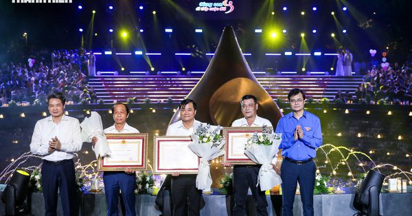 Hành trình từ trái tim: Những khoảnh khắc lắng đọng...