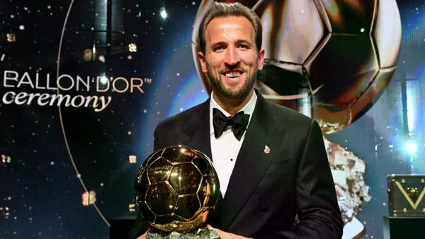 Harry Kane chỉ hơn Mbappe 28 điểm trong cuộc đua Quả bóng Vàng 2026