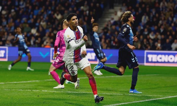 Hậu vệ PSG ghi hattrick và kiến tạo hai bàn trong một trận