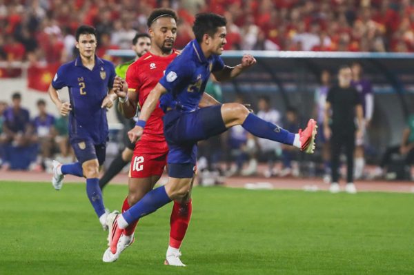 Hậu vệ Thái Lan lần đầu lên tiếng khi phản lưới nhà trước tuyển Việt Nam