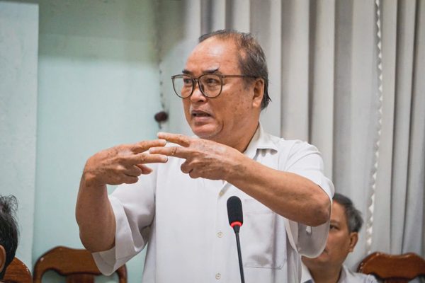Hé lộ manh mối nơi nghi có hố chôn tập thể liệt sĩ ở sân trụ sở Đảng ủy xã