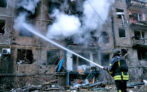 Hệ thống điện của Ukraine bị tập kích quy mô lớn trước mùa đông