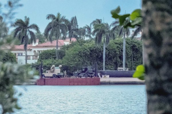 Hệ thống phòng không xuất hiện gần dinh thự của gia đình Tổng thống Mỹ