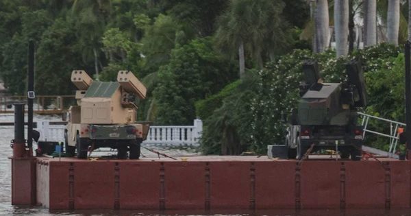 Hệ thống tên lửa phòng không được đưa đến khu nghỉ dưỡng của ông Trump
