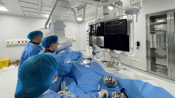 Hiệu quả từ mô hình "Bệnh viện chị - em"