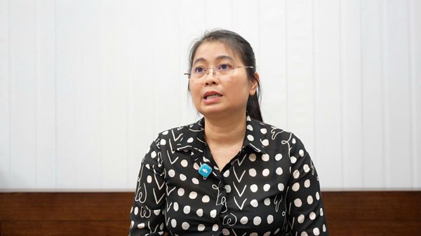Hiệu trưởng trường có học sinh đánh gãy mũi cô giáo: 'Tôi vẫn chưa dám xem video'