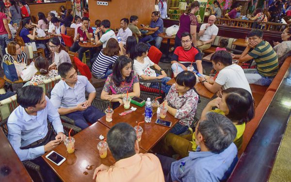 Highlands Coffee được Jollibee chuyển quyền kiểm soát cho đối tác Việt trước thềm IPO