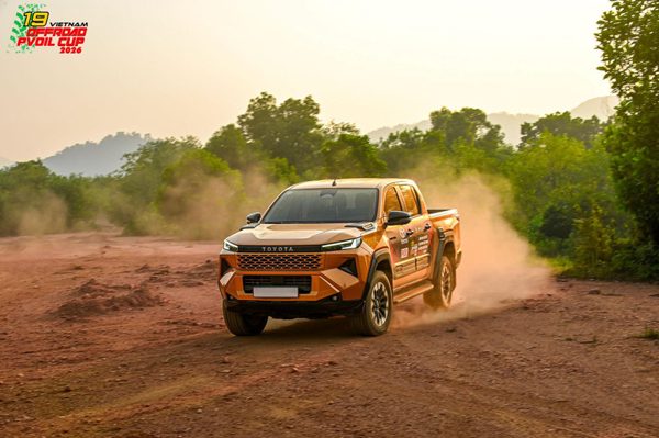Hilux và FJ góp mặt tại VOC 2026, Toyota mang đến trải nghiệm gì?