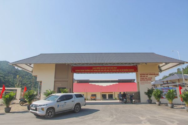 Hình ảnh ngôi trường hiện đại ở vùng biên Lào Cai trước ngày khai giảng
