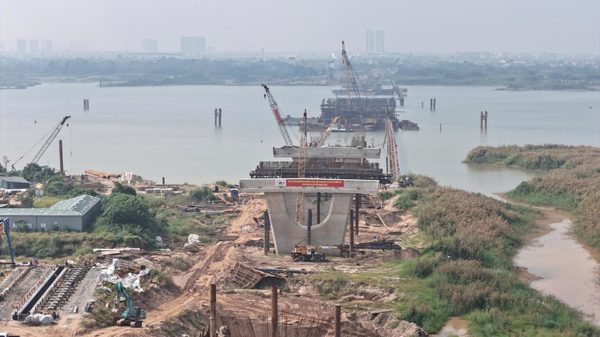 Hình hài cầu Thượng Cát sau một năm khởi công
