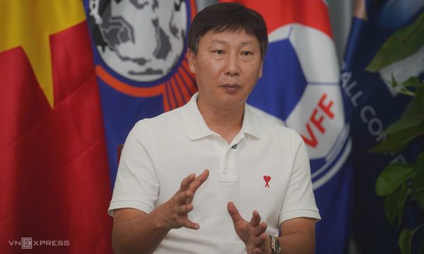 HLV Kim Sang-sik: 'Đình Bắc khác với thế hệ cầu thủ trước của Việt Nam'