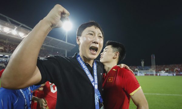 HLV Kim Sang-sik không dự ASIAD 20