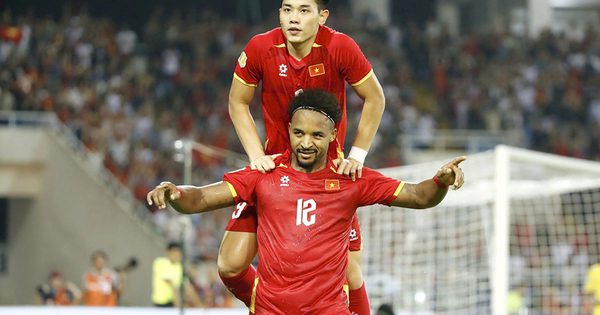 HLV Kim Sang-sik sẽ 'lột xác' đội tuyển Việt Nam